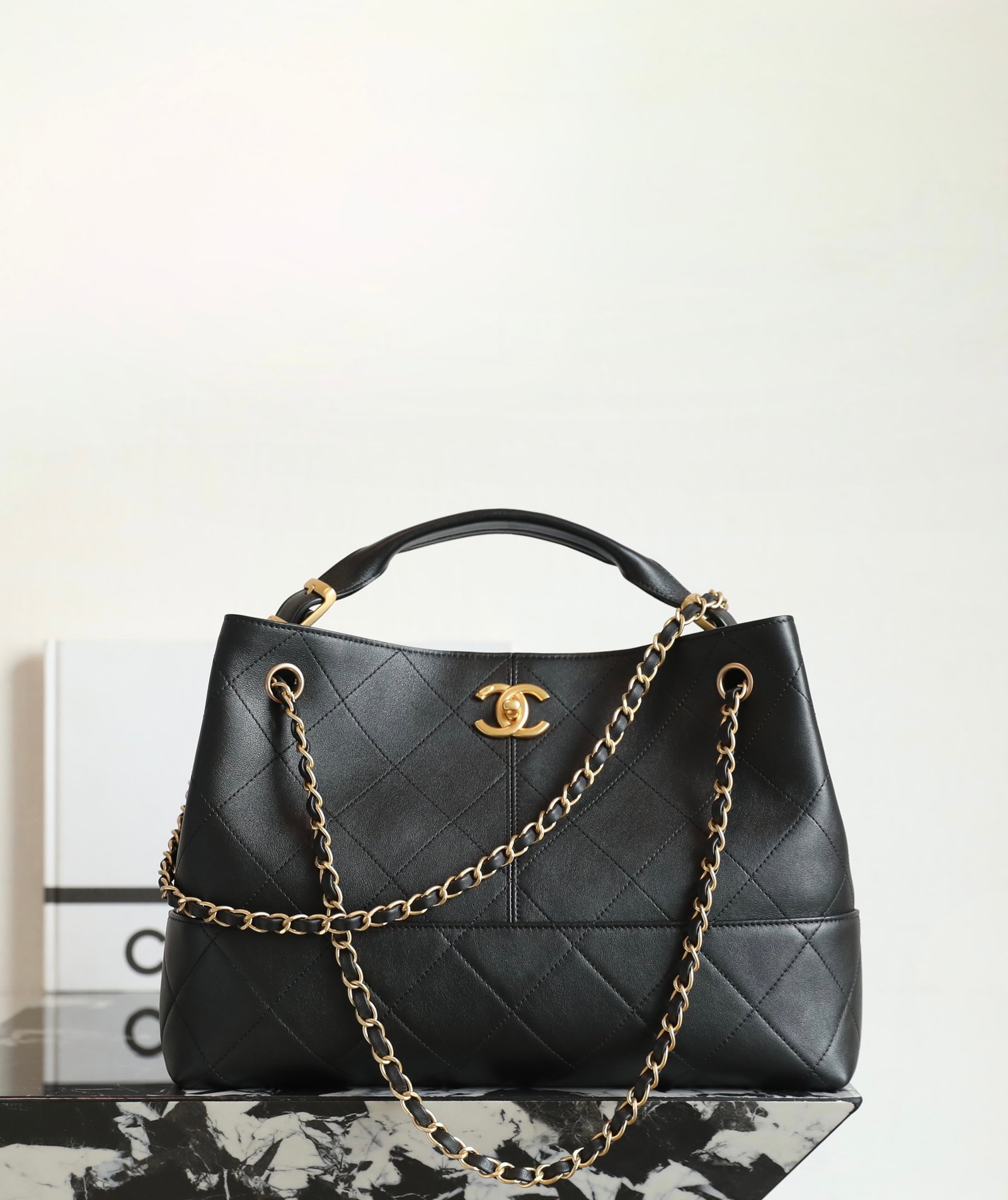CHANEL Trendy CC Hobo Handbag – Black Calfskin & 24K Vintage Shiny Gold detail image 1 sourced from womanlvbag.com