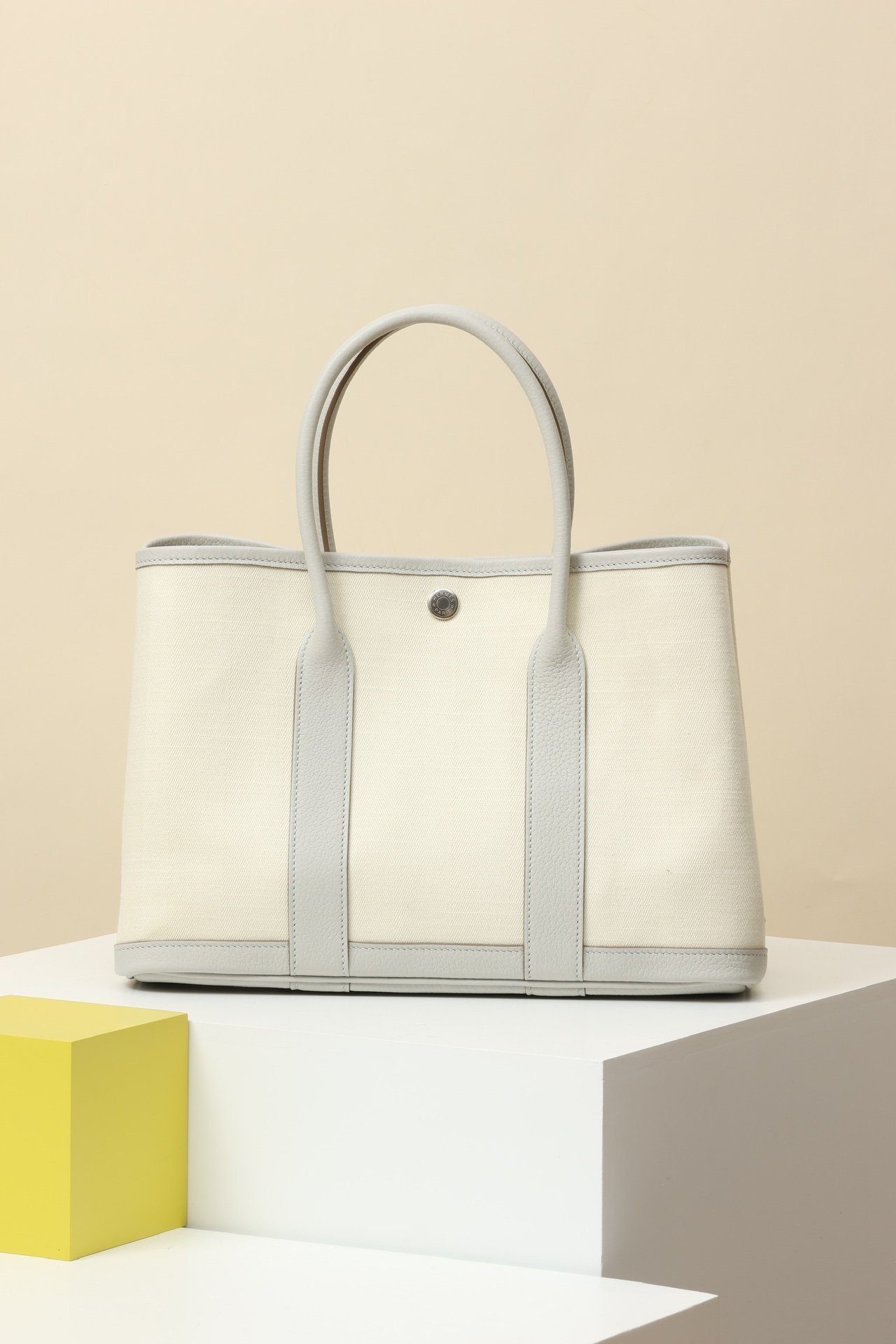 Hermès Garden Party 30 – Toile H & Negonda Nata (I2) / Gris Perle (80) PHW detail image 1 sourced from womanlvbag.com