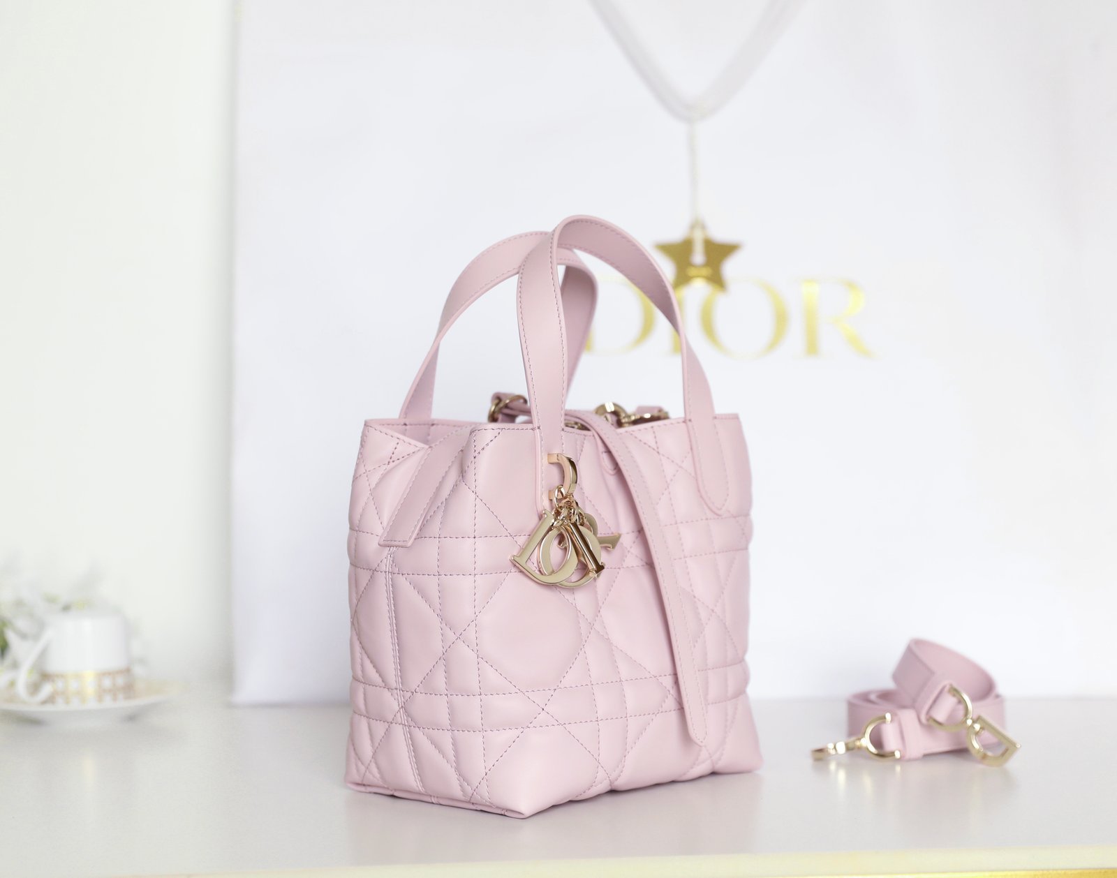 Small DIOR TOUJOURS Vertical Tote Bag (Pink Calfskin) detail image 2 sourced from womanlvbag.com
