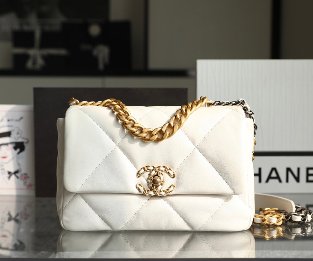 CHANEL Small 19 Flap Bag – White Lambskin with 24K Vintage Gold Hardware detail image 1 sourced from womanlvbag.com