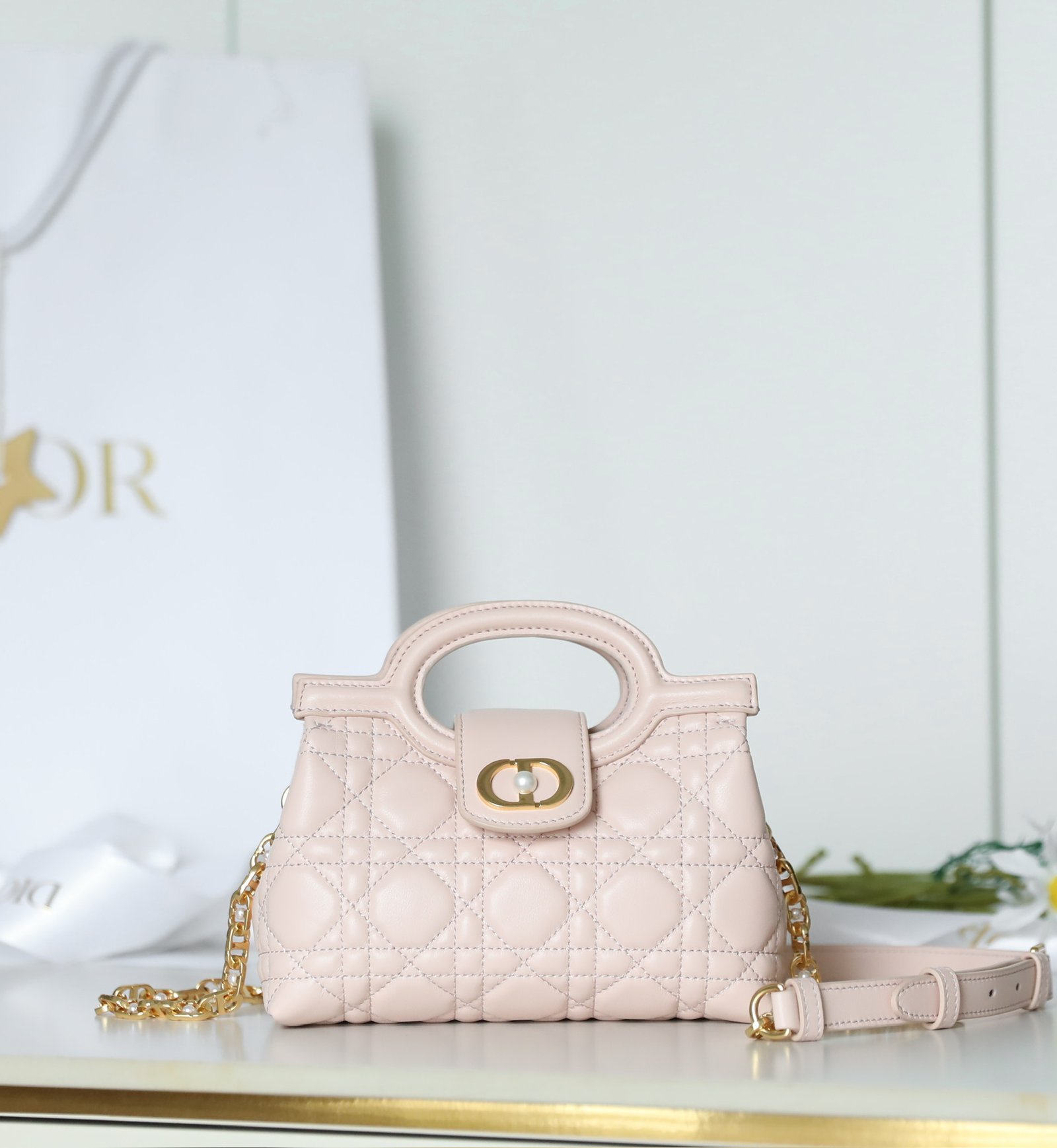 DIOR JOLIE Top Handle Mini Bag (Pink & Pearl) detail image 1 sourced from womanlvbag.com
