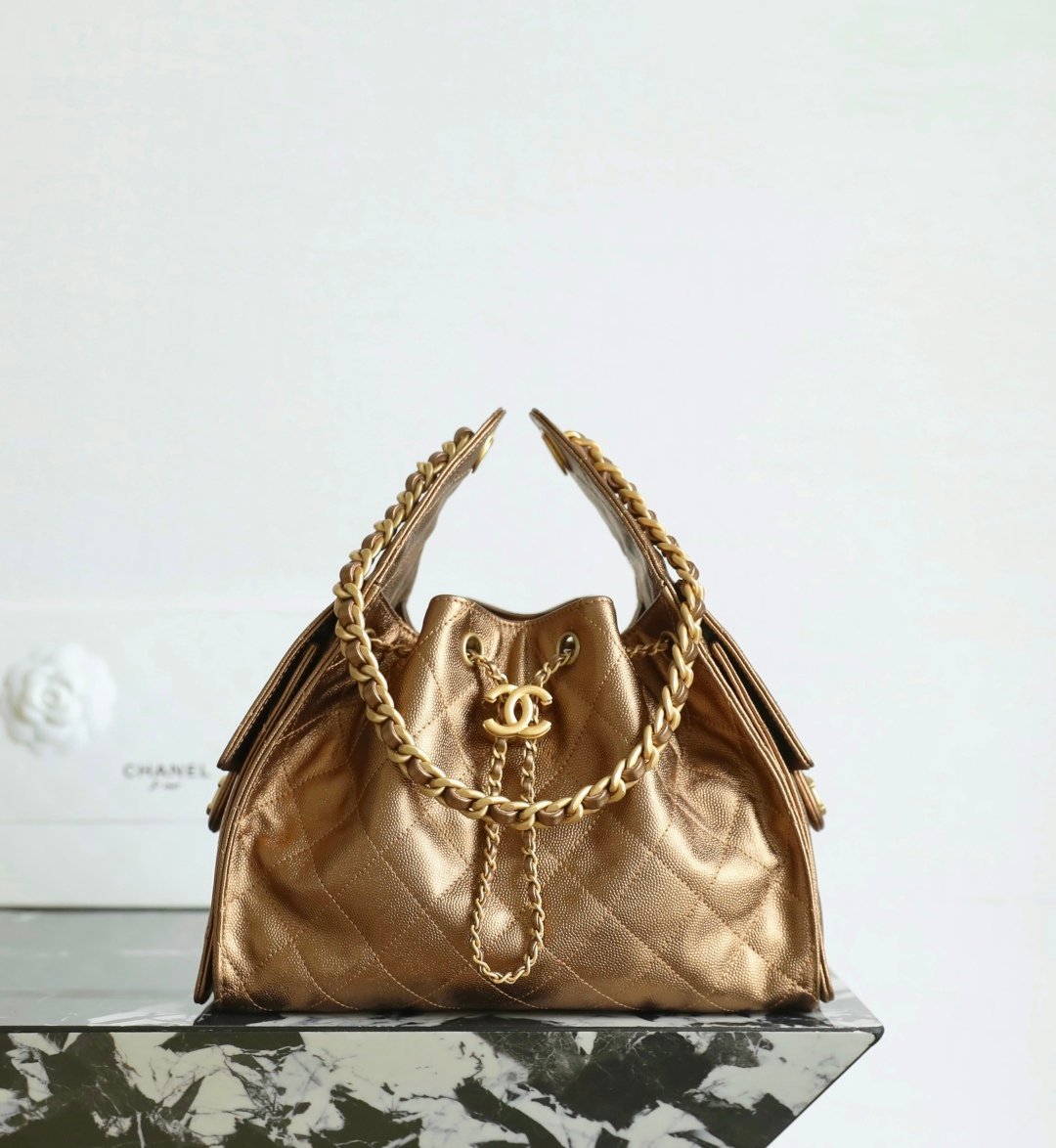 Chanel 25 Small Hobo Bag Antique Gold detail image 1 sourced from womanlvbag.com