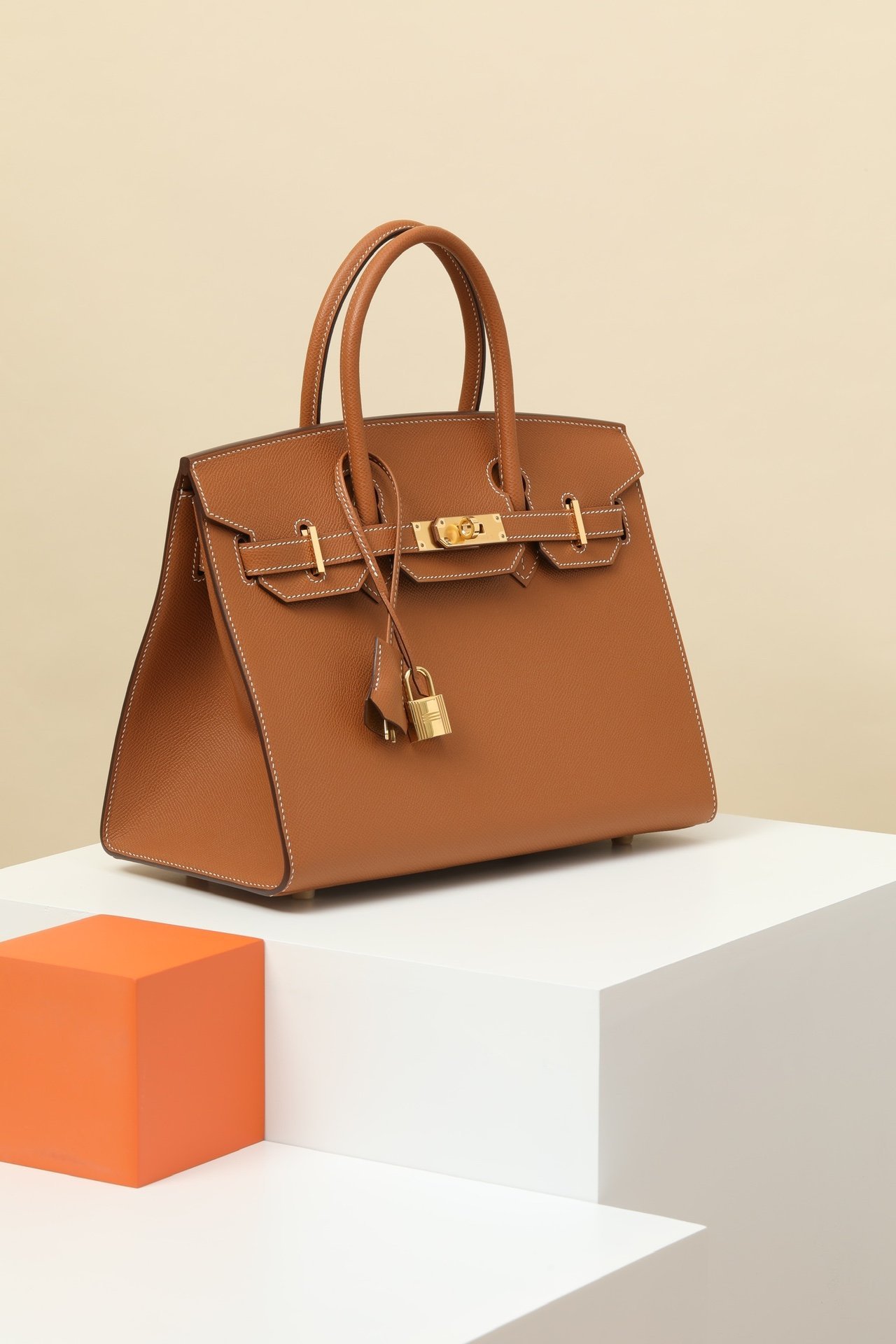 Hermès Birkin 30 Epsom 37 Gold GHW detail image 2 sourced from womanlvbag.com
