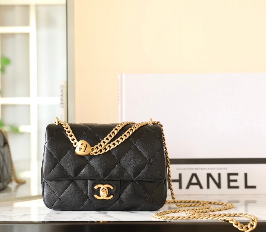 CHANEL Medium Sweetheart Flap Bag – Black Lambskin & 24K Vintage Gold detail image 1 sourced from womanlvbag.com