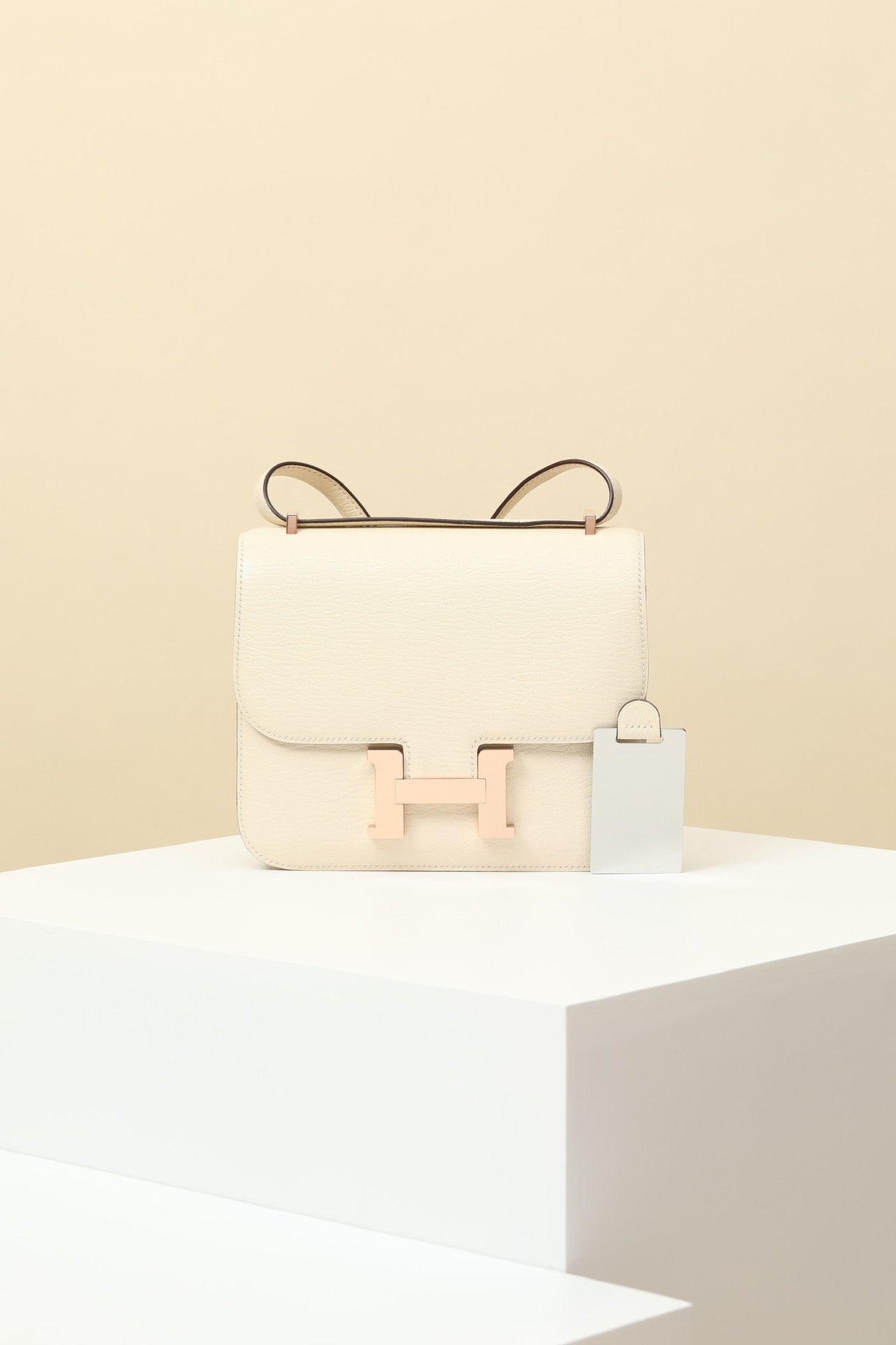 Hermès Constance 19 – Mysore Goatskin I2 Nata RGHW detail image 1 sourced from womanlvbag.com